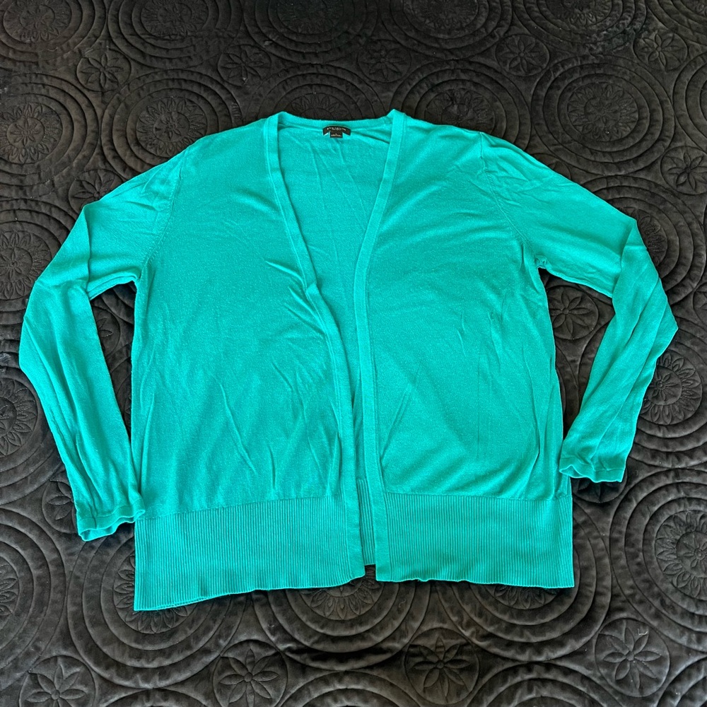 Lightweight Bluish-Green Open Cardigan
